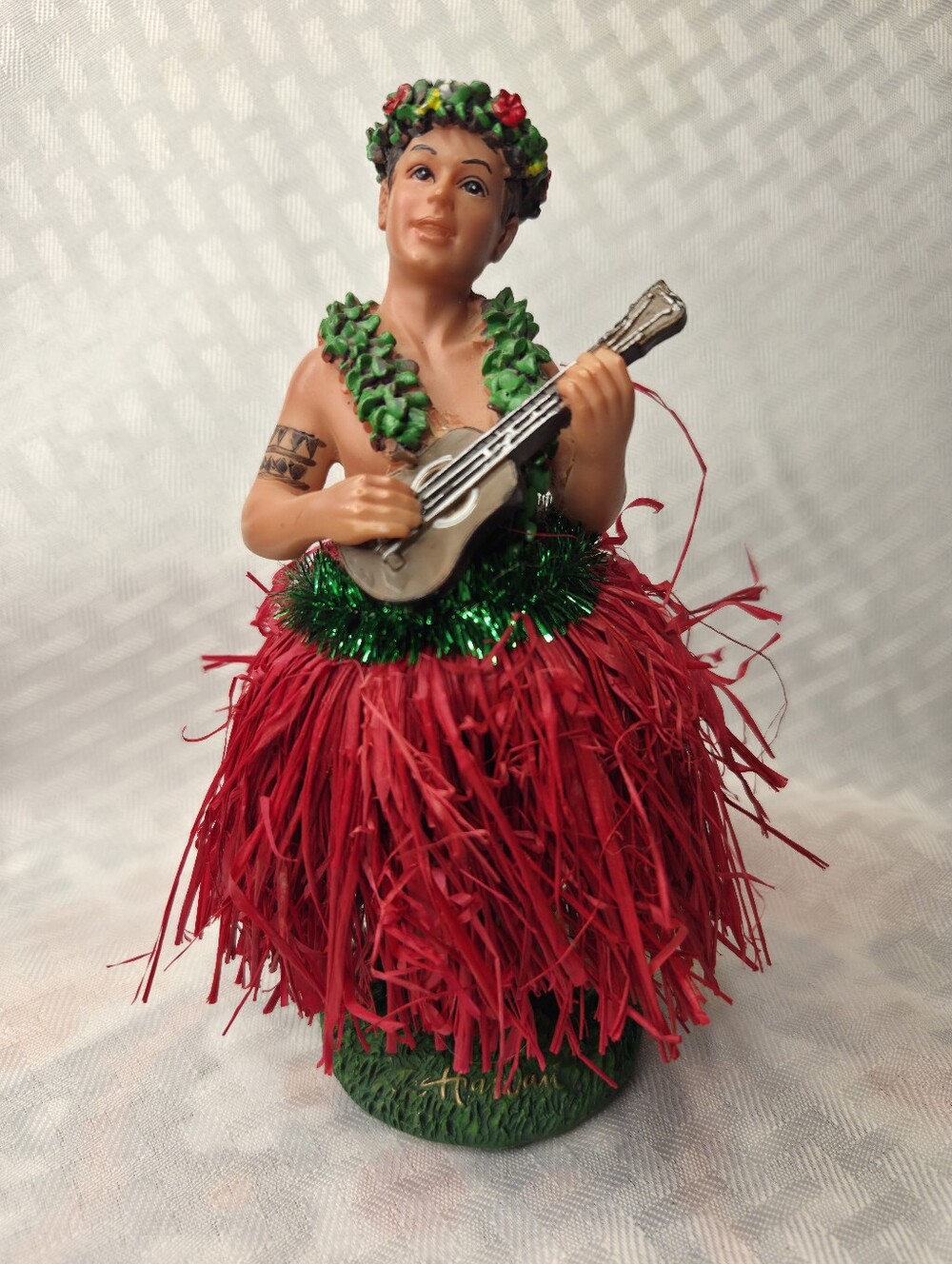 Hawaiian Hula Man Dashboard Doll Ukulele Dancing Hawaii Grass Skirt Wobbler